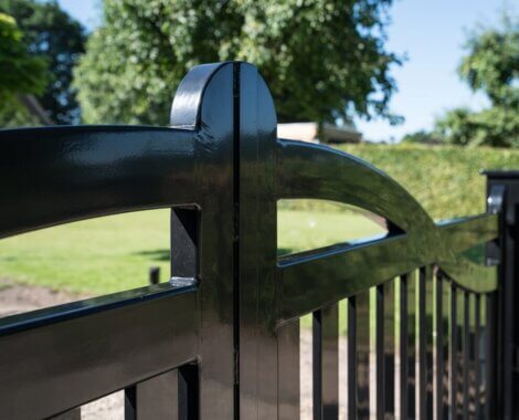 Project dubbele en enkele houten draaipoort Nunspeet (1)