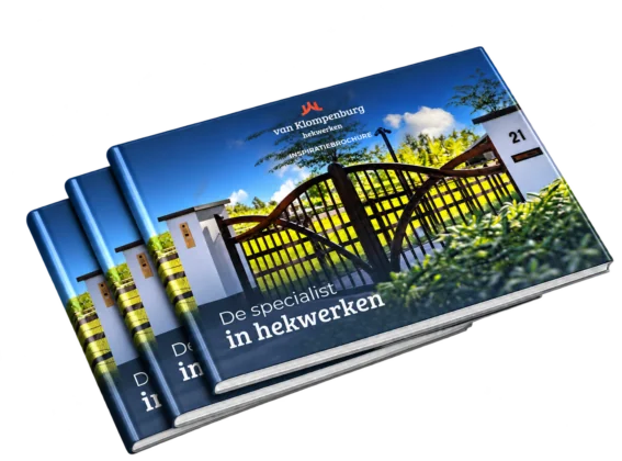 Magazine Van Klompenburg Hekwerken 2026 nieuw naast formulier