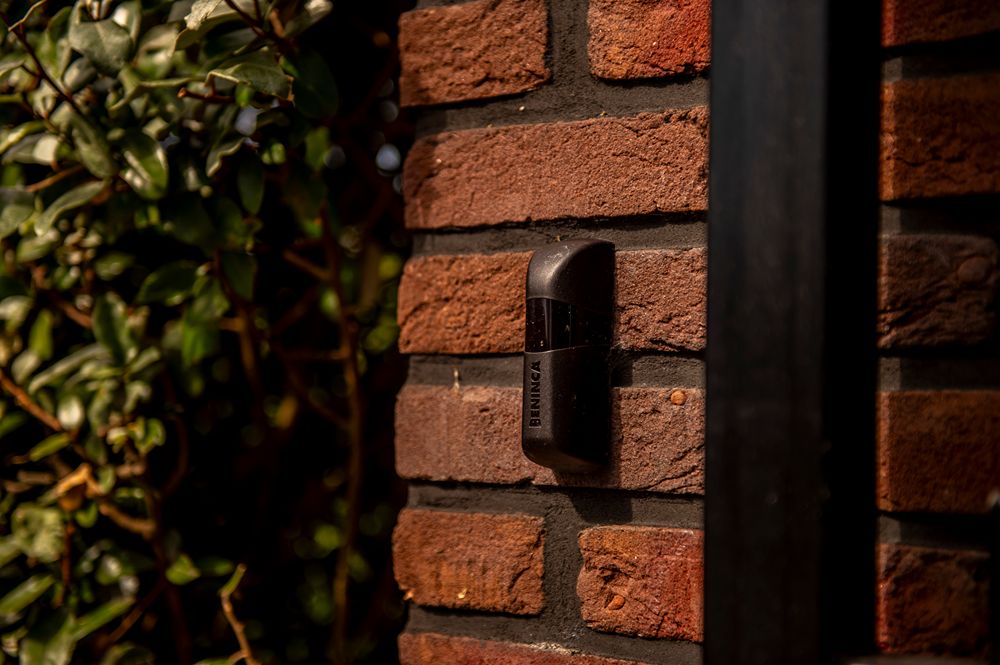 ingezoomd beeld van sensor hek