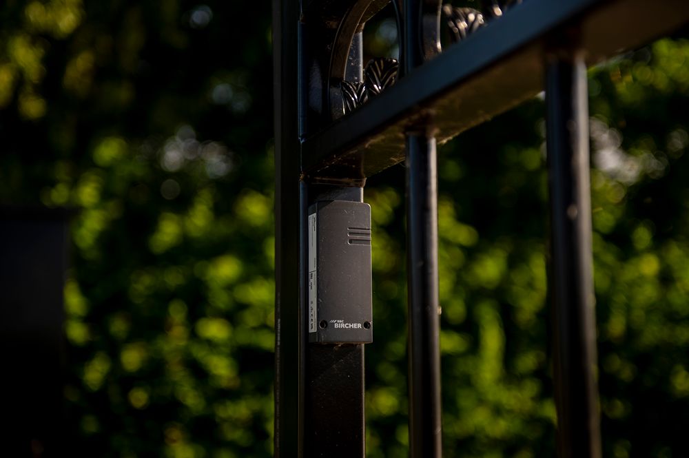 detail van de sierlijke poort sensor