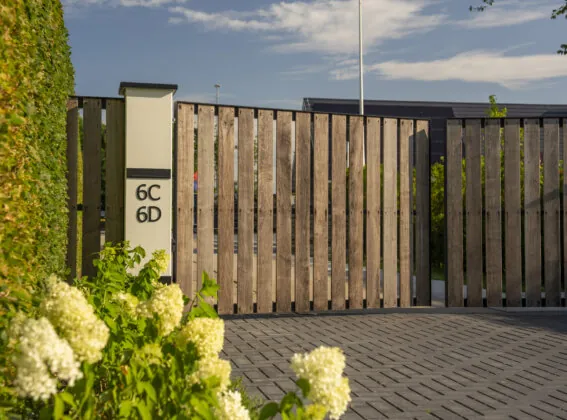 Houten draaipoort model Roma – Noordeloos