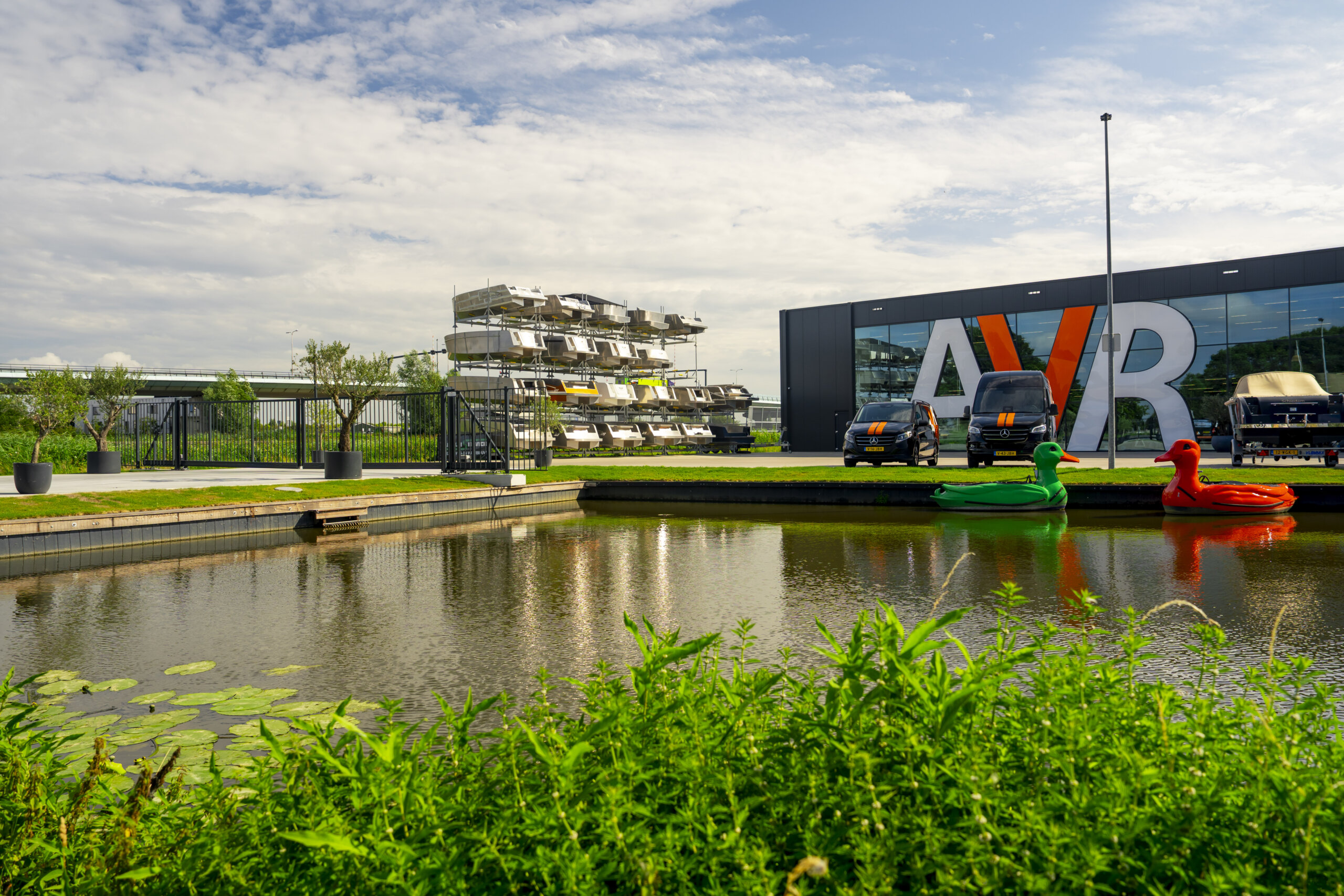 avr met water